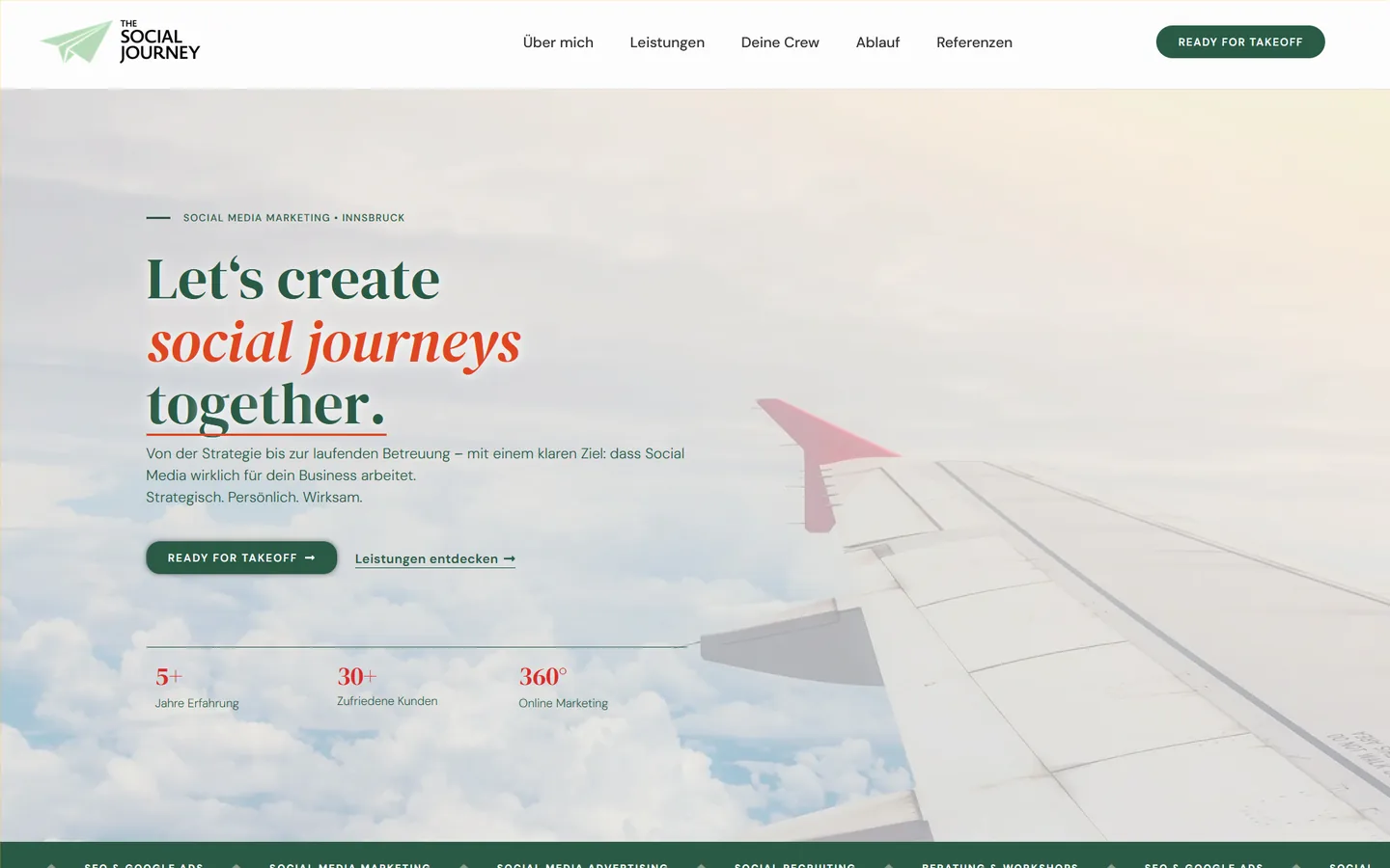 Startseite einer Website für eine Social Media Agentur, Desktopansicht